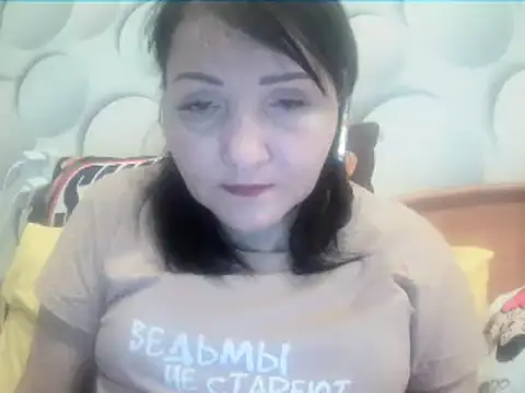 ClaireSunset online show from 02-16-26, 06:04