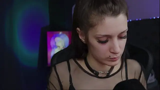 Snapshot of Kathleen_Meow chatting on 12-11-24, 10:36 Kathleen Meow online show from 12-11-24, 10:36