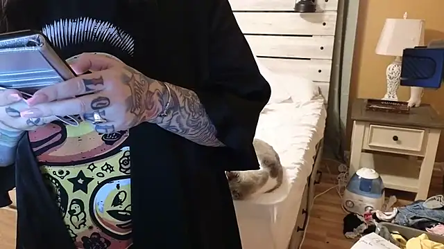 TexasTattooedHouseWife online show from 03-13-25, 01:50