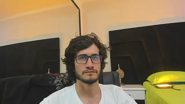 Loggan donnelly online show from 01-04-25, 09:20