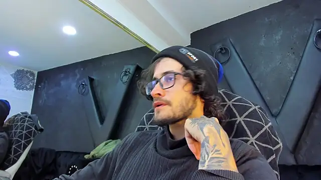 Loggan donnelly online show from 03-15-25, 09:05