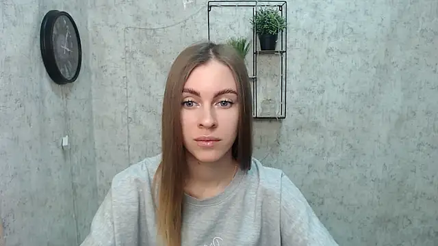 AlisaCatty  online show from 12-11-24, 08:26