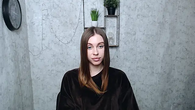 AlisaCatty  online show from 02-06-25, 12:59