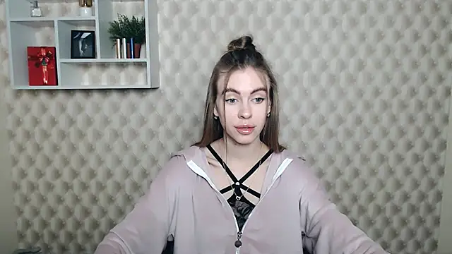 AlisaCatty  online show from 03-21-25, 07:22