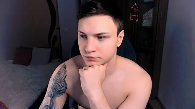 handsome guy01 online show from 12-17-24, 10:32