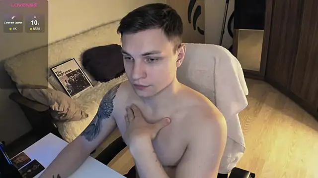 handsome guy01 online show from 10-02-25, 04:30