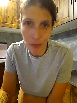 Lenchen  online show from 06-14-26, 07:49