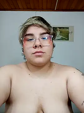 Snapshot of amalia_love chatting on 01-30-25, 10:19 amalia love online show from 01-30-25, 10:19