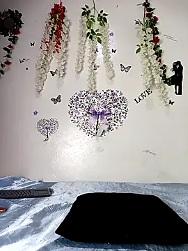 tiffany Bitch online show from 09-10-25, 09:48