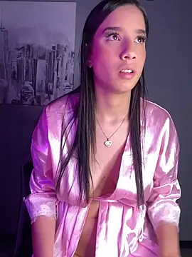 Snapshot of Praga_Pink chatting on 12-07-24, 11:45 Praga Pink online show from 12-07-24, 11:45