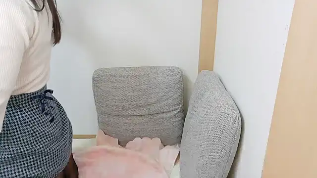 Snapshot of Hana-tan chatting on 11-23-25, 03:28 Hana-tan online show from 11-23-25, 03:28