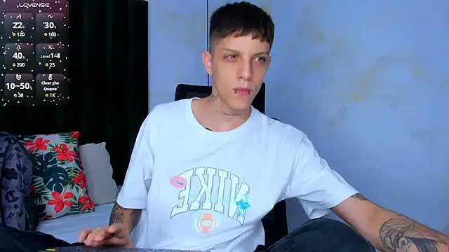 Snapshot of Adam_hard_ chatting on 02-03-25, 07:42 Adam hard  online show from 02-03-25, 07:42