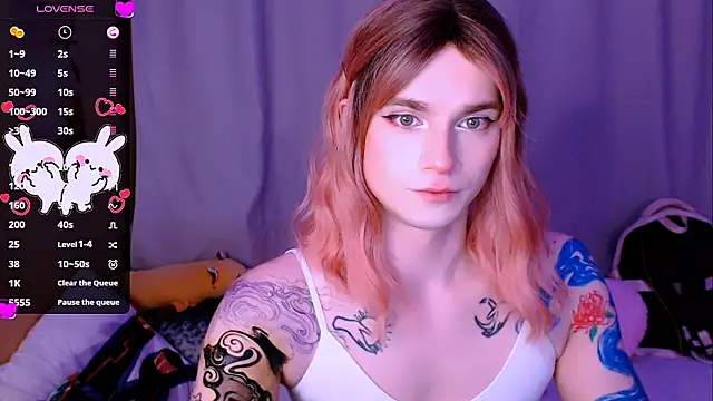 Alice Hells online show from 04-04-26, 05:43