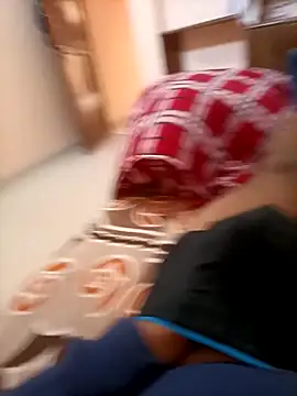 RRahullove69 online show from 11-16-25, 04:07