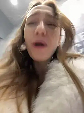 Lia  Love online show from 01-29-25, 12:13