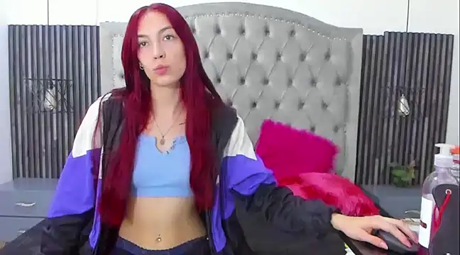 danna flame online show from 01-07-25, 10:32