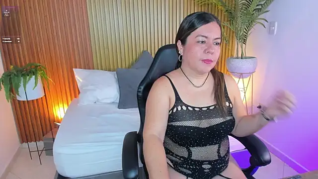 Snapshot of nahia_13 chatting on 07-02-26, 03:23 nahia 13 online show from 07-02-26, 03:23