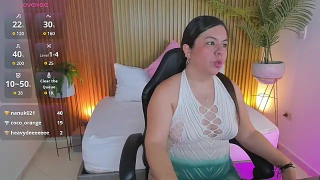 Snapshot of nahia_13 chatting on 07-17-26, 12:23 nahia 13 online show from 07-17-26, 12:23