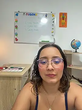 Snapshot of Kay_LustyWife chatting on 05-14-26, 12:06 Kay LustyWife online show from 05-14-26, 12:06