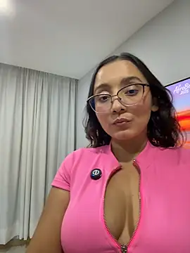 Snapshot of Kay_LustyWife chatting on 07-31-26, 01:16 Kay LustyWife online show from 07-31-26, 01:16