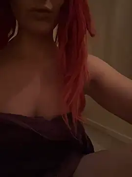 Snapshot of SweetSolez chatting on 03-05-25, 09:15 SweetSolez online show from 03-05-25, 09:15