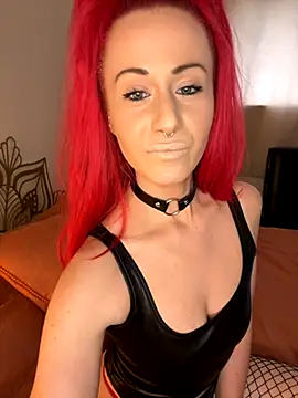 Snapshot of SweetSolez chatting on 10-10-25, 10:36 SweetSolez online show from 10-10-25, 10:36