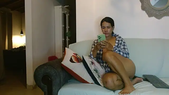 Vanessa Aniston online show from 04-10-26, 12:16