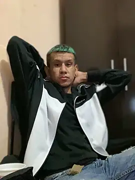 oiram27 online show from 02-20-25, 07:08