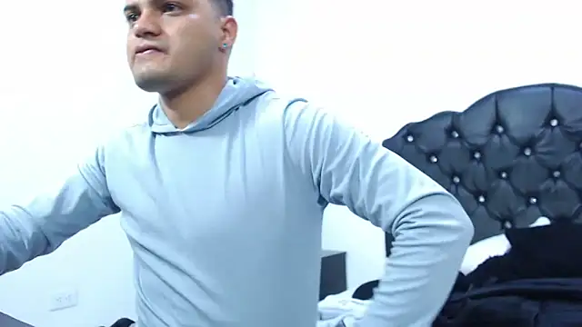 Group Lustt online show from 02-13-25, 03:39