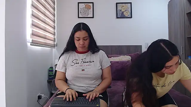 Scarlett Jazmin online show from 02-11-26, 07:41
