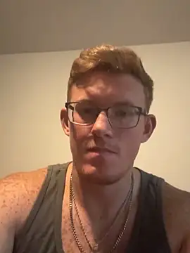 Snapshot of freckledginger369 chatting on 12-18-25, 09:32 freckledginger369 online show from 12-18-25, 09:32