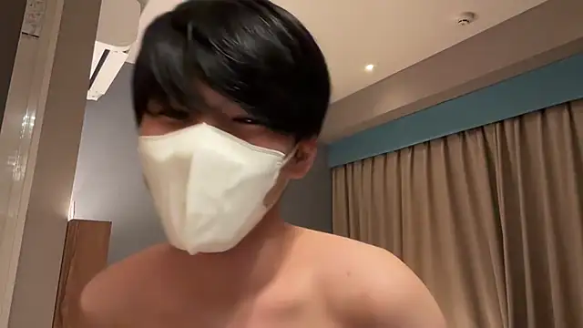 Snapshot of Lio_kun chatting on 05-11-26, 04:04 Lio kun online show from 05-11-26, 04:04