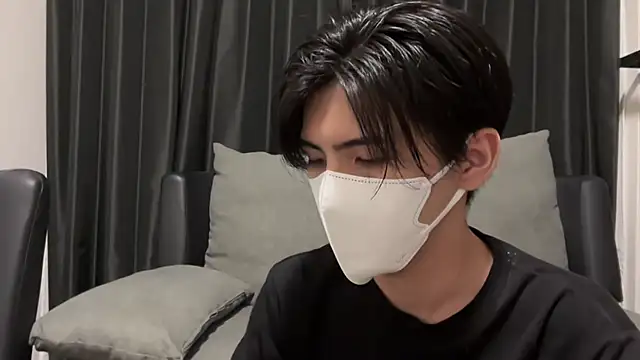 Snapshot of Lio_kun chatting on 06-10-26, 01:10 Lio kun online show from 06-10-26, 01:10