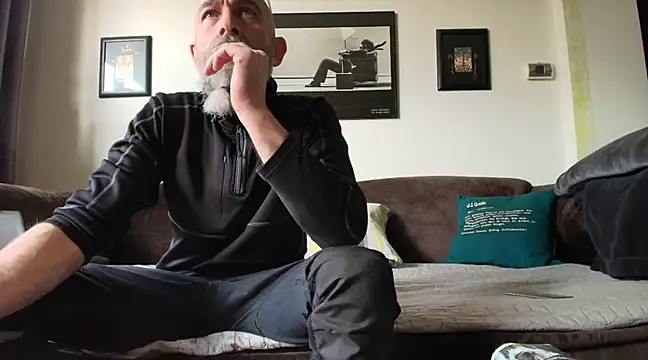 Kingsscepter online show from 02-18-25, 03:10