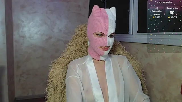 Domiiiniiicana online show from 09-17-25, 11:28