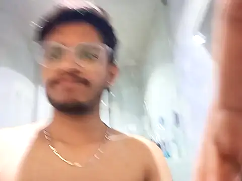 skinnyyyyyyyyy online show from 01-25-25, 03:40