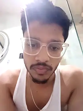 skinnyyyyyyyyy online show from 10-03-25, 04:09