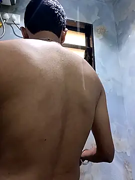 skinnyyyyyyyyy online show from 10-04-25, 04:21