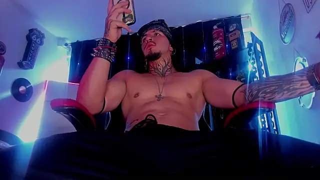 the beast master  online show from 11-19-25, 08:09