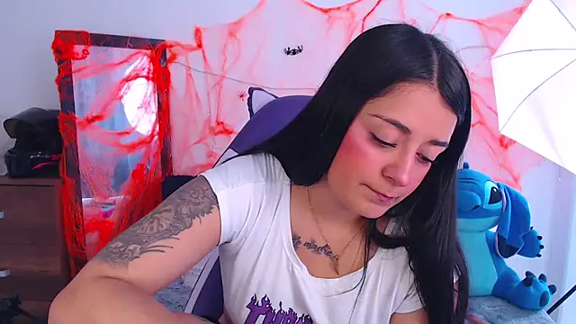 Snapshot of Samanta_james19 chatting on 10-20-25, 05:57 Samanta james19 online show from 10-20-25, 05:57