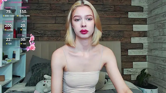 White Lioness online show from 04-14-26, 02:12