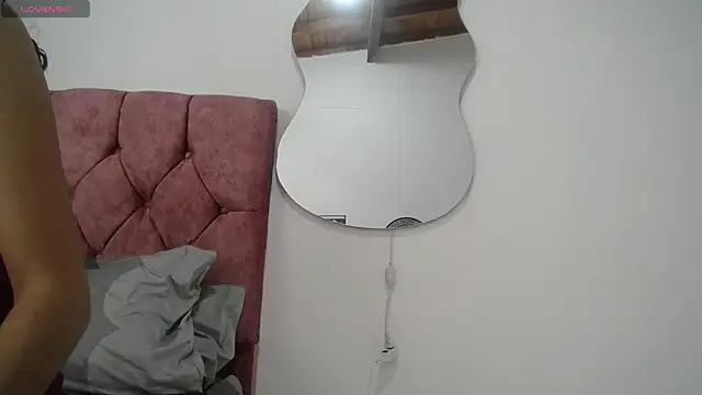 AMBER LOVE22 online show from 01-04-25, 03:28