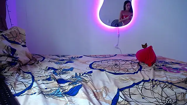 AMBER LOVE22 online show from 02-14-25, 06:40