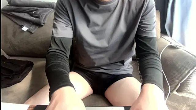 tuki fu online show from 03-10-25, 04:17