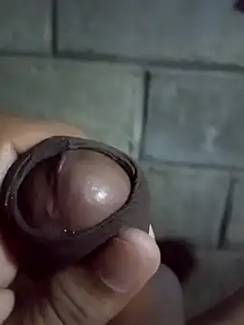 Snapshot of ga213333 chatting on 11-16-25, 01:22 ga213333 online show from 11-16-25, 01:22