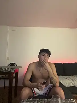 Snapshot of LCarreraa chatting on 02-10-26, 01:21 LCarreraa online show from 02-10-26, 01:21