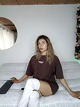 Karolgood3 online show from 12-04-25, 08:06