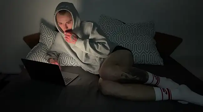 Snapshot of Antik chatting on 02-09-25, 10:00 Antik online show from 02-09-25, 10:00