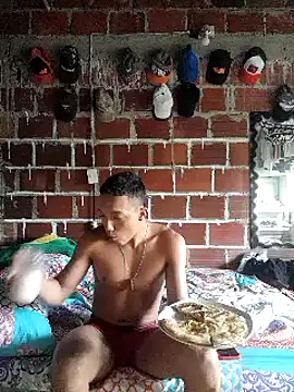 Snapshot of tayson_ chatting on 01-16-25, 03:02 tayson online show from 01-16-25, 03:02