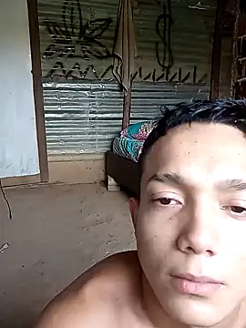 Snapshot of tayson_ chatting on 02-05-25, 01:54 tayson online show from 02-05-25, 01:54